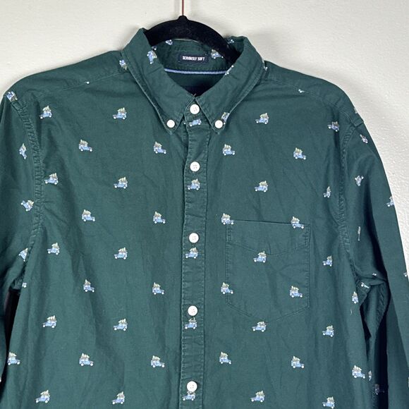 American Eagle Mens Shirt Sz M Green Long Sleeve Holiday Trucks W/Christmas Tree - Picture 2 of 10